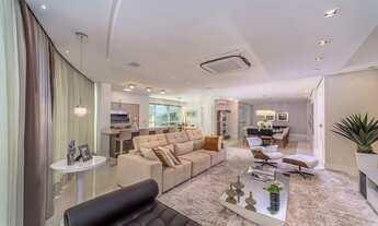 Imagem 5: Amplo apartamento de frente para o mar