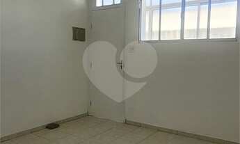 Imagem 2: CASA ASSOBRADADA PARA LOCAÇÃO COM 60M², 02 DORMITÓRIOS, SALA COM SACADA, NO BAIRRO CAMBUCI