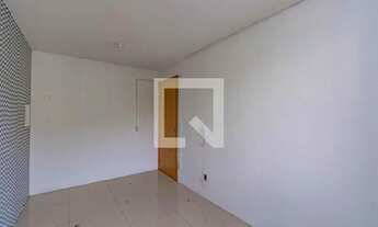 Imagem 6: Apartamento para Aluguel - Olaria, 2 Quartos, 48 m2