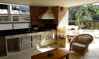 Imagem 2: Apartametno com jeitinho de casa na rua mais charmosa do Real Parque