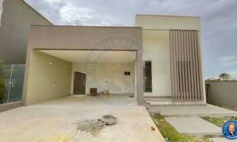 Imagem 3: Casa térrea no condomínio Jardim Veneza c/ 194 m² com 3 suites plenas