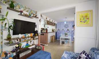 Imagem 3: Casa em Condomínio para Venda em Curitiba, Santa Cândida, 2 dormitórios, 1 banheiro, 2 vag