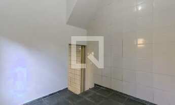 Imagem 3: Casa para Aluguel - Vila Constança , 1 Quarto, 30 m2