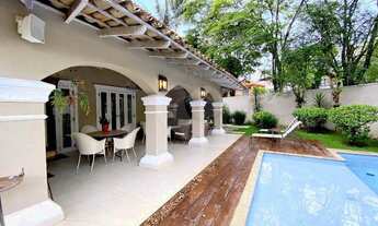 Imagem 7: Residência no coração do Pacaembu, rua tranquila e arborizada, com projeto moderno