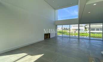 Imagem 5: Casa com 03 suítes em localização privilegiada dentro do Ponta da Figueira!