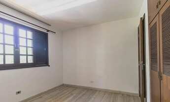 Imagem 5: Sobrado para aluguel com 120 metros quadrados com 3 quartos em Água Verde - Curitiba - PR