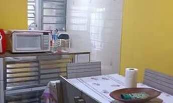 Imagem 6: Casa com 2 dormitórios (1 suíte), com vaga de garagem, área de serviço com churrasqueira