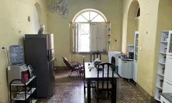 Imagem 6: Casa no centro, ao lado do Socorrão I - 3 quartos, 4 banheiros, sala, sozinha, porão