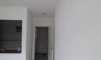 Imagem 2: Apto a venda em Pau Amarelo perto de tudo. 2 qtos mais um de serviço. 2 banheiros. 1 vaga