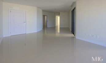 Imagem 7: Alto padrão, na quadra do mar