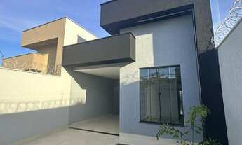 Imagem 5: Casa para venda possui 120 metros quadrados com 3 quartos em Goiá - Goiânia - GO