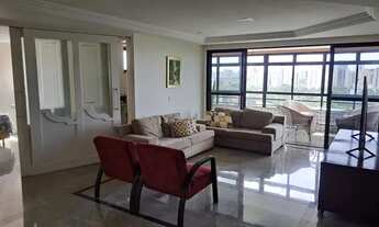 Imagem 2: Amplo apartamento à venda no bairro Guararapes c/ área privativa de 195,00 m², 04 suítes