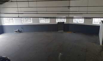Imagem 2: Galpão/Depósito/Armazém para aluguel tem 1070 metros quadrados