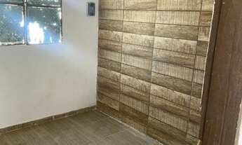 Imagem 4: ALUGO CASA NA SANTA LÚCIA . *-ZAP