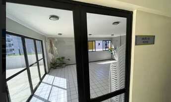 Imagem 4: Prédio na Ponta Verde 2 Quartos , Porteira Fechada