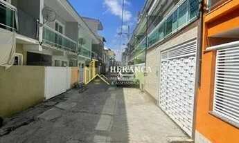 Imagem 3: Vendo excelente triplex com garagem em condomínio fechado bem no centro de Realengo RJ