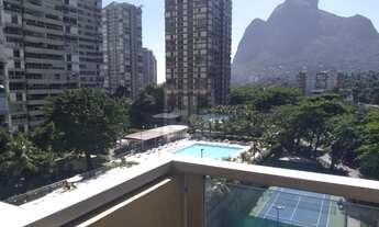 Imagem 2: VILLAGE SÃO CONRADO - Infra lazer (piscina, saunas, quadras) - Vista Pedra da Gávea e Joá
