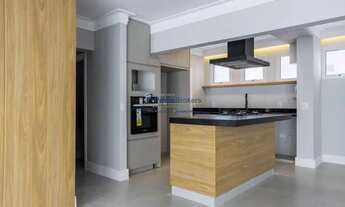 Imagem 3: Apartamento reformado com 3 dormitórios, suíte, 1 vaga de 138m² - Itaim Bibi