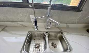 Imagem 6: Apartamento lindo, amplo, totalmente reformado, 4 quartos, 1 (suíte), 2 vagas