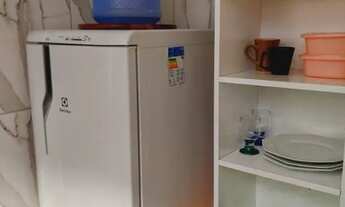 Imagem 4: Quarto, banheiro e cozinha tudo privativo. já incluso cond, agua, iptu. wi fi gratis