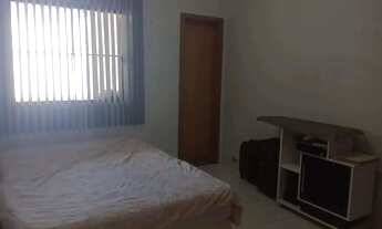 Imagem 5: Térrea para venda possui 180 metros quadrados com 3 quartos em Jardim Colorado - Goiânia