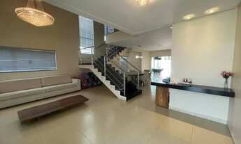 Imagem 2: Sobrado para venda tem 283 metros quadrados com 4 quartos em Jardins Lisboa - Goiânia - GO