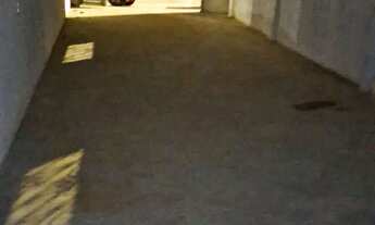 Imagem 3: Loja grande frente de Rua 90m² mussurunga 1800reais