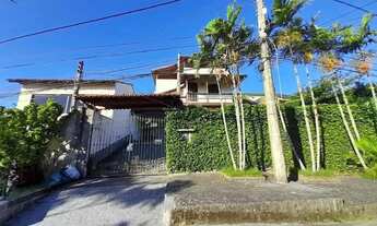 Imagem 3: Casa com 4 quartos à venda por R$ 1.100.000 - Maria Paula - Niterói/RJ