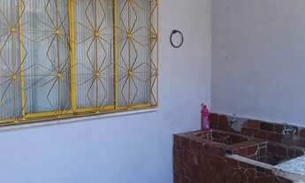 Imagem 2: Kitnets 690 e casa 1.200/ Fora da Comunidade/ CURICICA- Rj