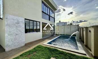 Imagem 2: Sobrado à Venda no Jardins Porto 4 Suítes, Piscina, Poço Artesiano e Acabamento Premium!