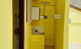 Imagem 3: Casa fundos Casa com 1 dormitório