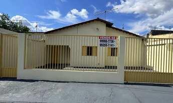 Imagem 2: Casa três quartos sendo uma suíte no Crimeia Oeste