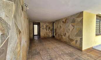 Imagem 6: Casa 3 dormitórios para Venda em Ribeirão Preto, Sumarezinho, 3 dormitórios, 1 suíte, 2 ba