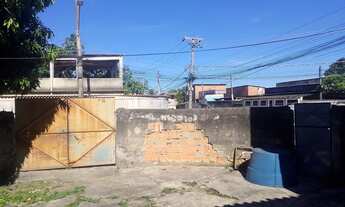 Imagem 2: Terreno com 4 casas *Negociável