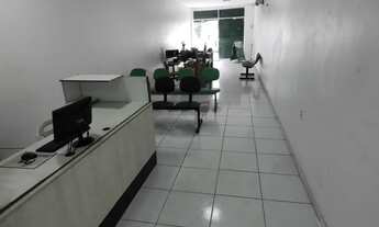 Imagem: Em frente a Lagoa da Messejana