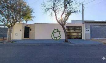 Imagem 2: Casa com 3 dormitórios à venda, 168 m² por R$ 692.000,00 - Parque Laranjeiras - Araraquara