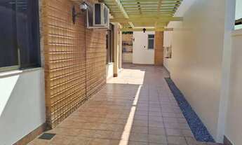 Imagem 4: Oportunidade. Excelente casa 3 quartos, 2 suítes, em condomínio. Ótimo local. Cód: 0517