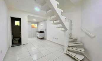 Imagem 2: Sobrado com 2 suítes - Canto do Forte - Praia Grande - SP - AML1063