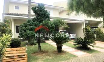 Imagem: Casa de condomínio em Avenida Nelson Martini