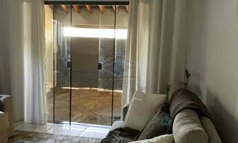 Imagem 2: CASA - 02 QUARTOS - 01 SUÍTE - VILA DUTRA