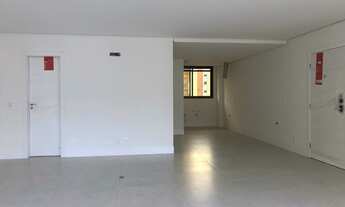 Imagem 6: Apartamento 4 suítes e 3 vagas com hobby box - Centro