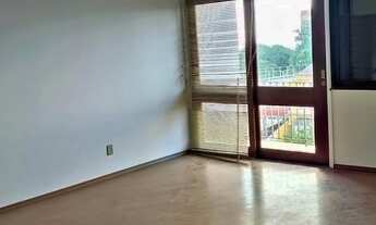 Imagem 7: Apto. em ótima localização na Pompéia, sala com varanda, dois dormitórios, 1 vaga, prédio