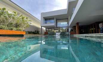 Imagem 2: Casa alto padrão disponível para venda