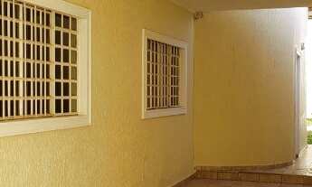 Imagem 3: Casa composta de 3 suites 1 master com uma vasta área verde Vicente Pires