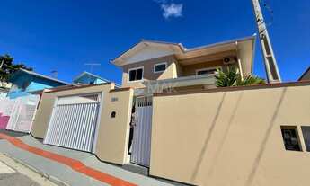 Imagem 3: Linda casa ensolarada e arejada