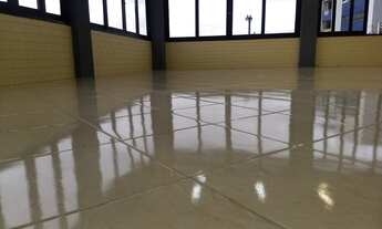 Imagem 2: Aluga-se Ampla Sala Comercial ( Piso Superior) - Bairro Floresta ( ao lado da CEF