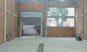 Imagem 2: Galpão/Depósito/Armazém para aluguel com 200 metros quadrados em Passo da Areia - Porto Al