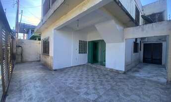 Imagem 2: Casa na Avenida Boulevard, ideal para escritórios, clinicas e empresas de pequeno porte