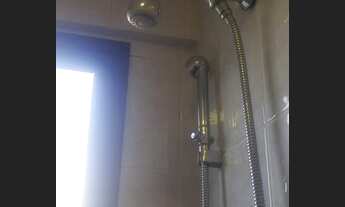 Imagem 14: Condomínio Baixo = Vaga Livre. Excelente acabamento. Lazer , Rua tranquila. Segurança