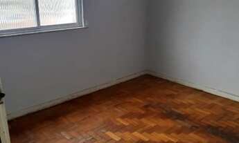 Imagem 2: Bento Ribeiro, vazio , salão, 02 quartos, frente estação